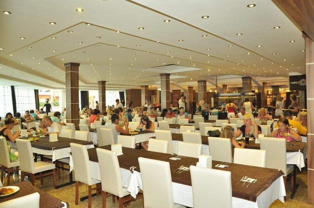 Club Tess Hotel Konaklı 外观 照片
