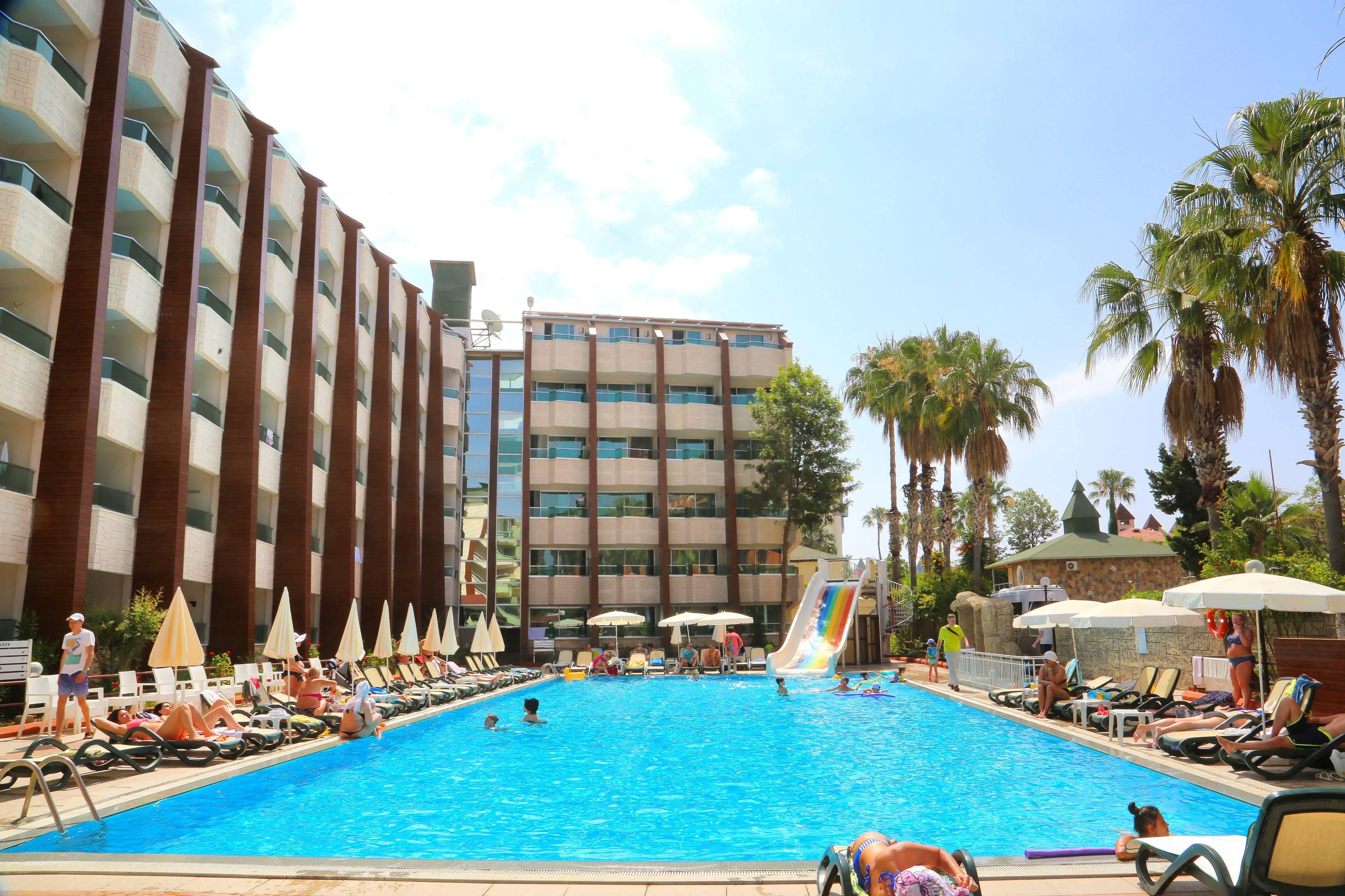 Club Tess Hotel Konaklı 外观 照片